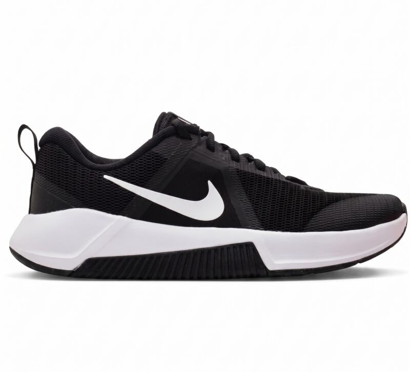 Nike MC Trainer preto centralizado na imagem