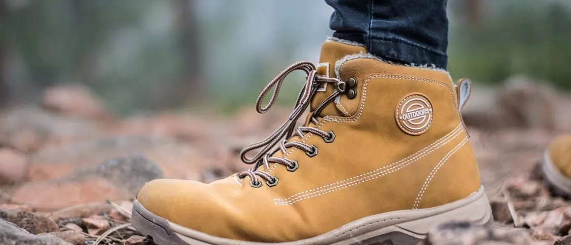 Bota de camuça nova cor marrom caramelo