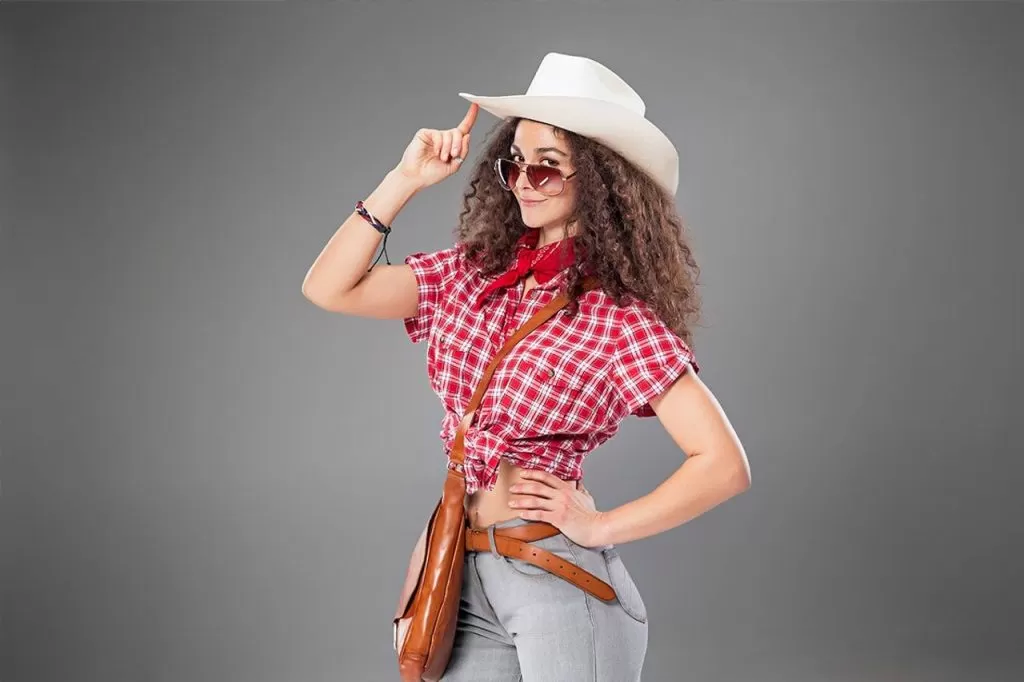 Xadrez combinando com o jeans