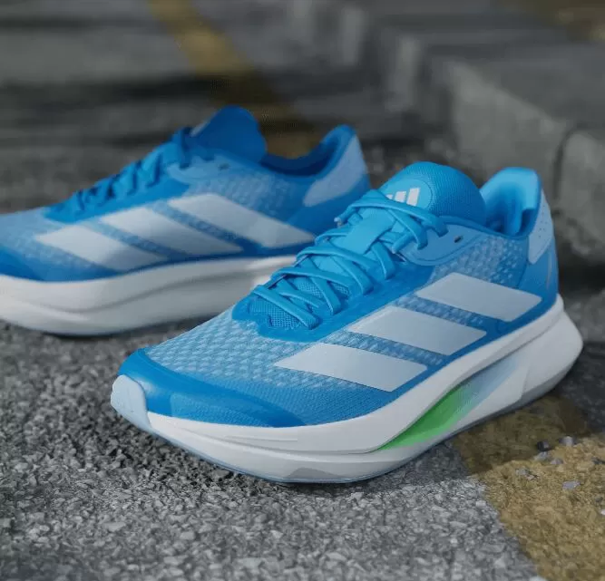 Tênis Adidas Duramo SL Azul centralizado na foto